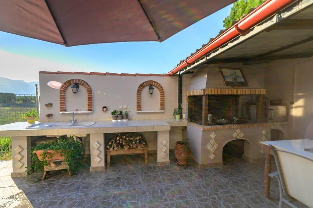 Вилла Lysithea House Koutsopodhi Экстерьер фото